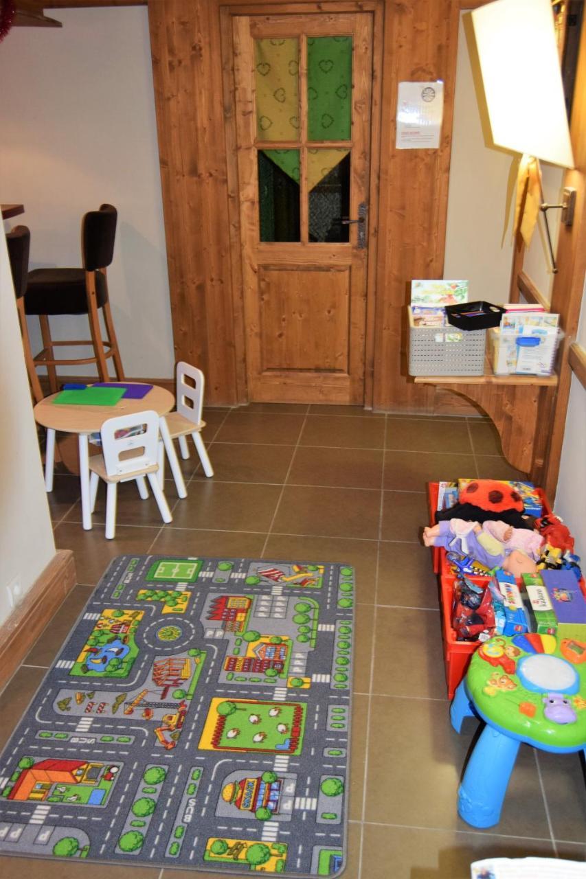 Vacanceole - Le Chalet De Montchavin Bellentre Bagian luar foto